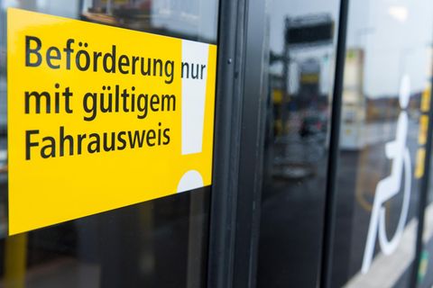 Die Nazis führten die Rechtsnorm ein, dass Alltagsdelikte wie Schwarzfahren mit Gefängnis bestraft werden können