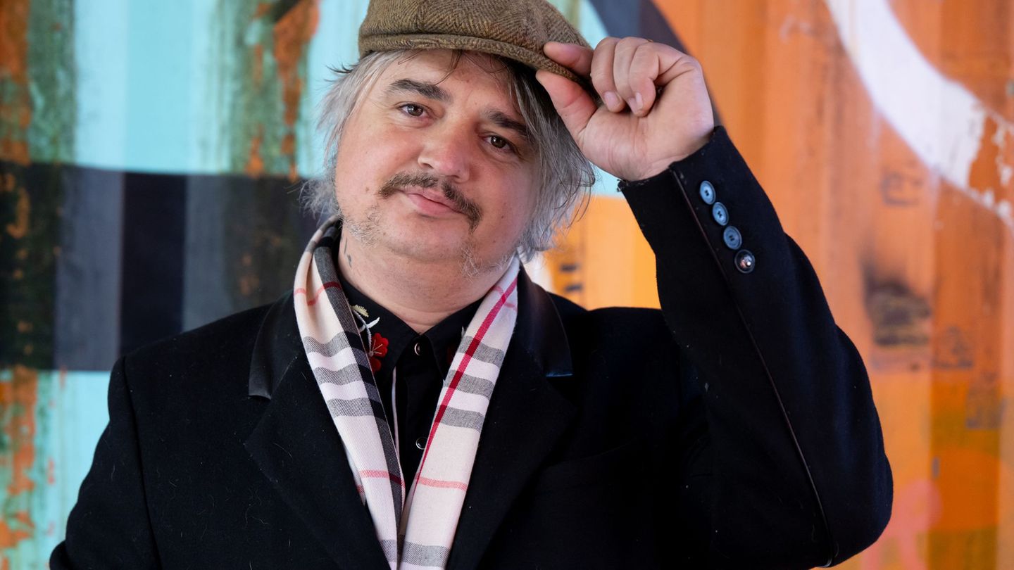 Pete Doherty tells of addiction: Pete Doherty goes back to tour with Babyshambles