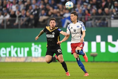 Geht nach Genua: Der ehemalige HSV-Verteidiger Dennis Hadzikadunic. (Archivbild) Foto: Michael Schwartz/dpa