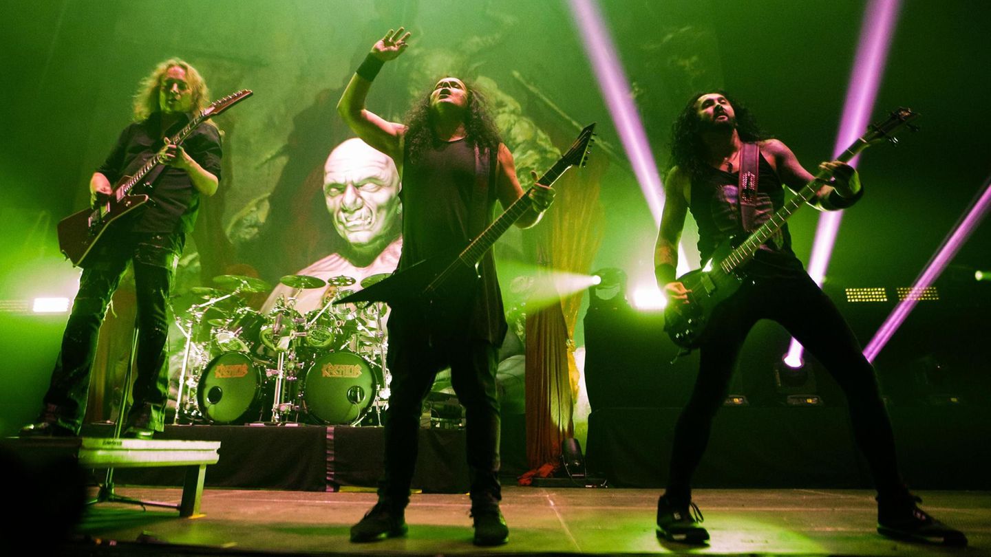 Kreator mit Frontmann Petrozza Kreator mit Frontmann Petrozza