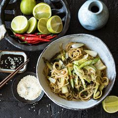 Calamansi-Nudeln