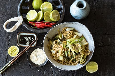 Calamansi-Nudeln