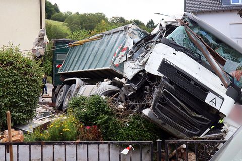 Bei dem Unfall wurde auch ein Kind verletzt. Foto: Rene Priebe/dpa