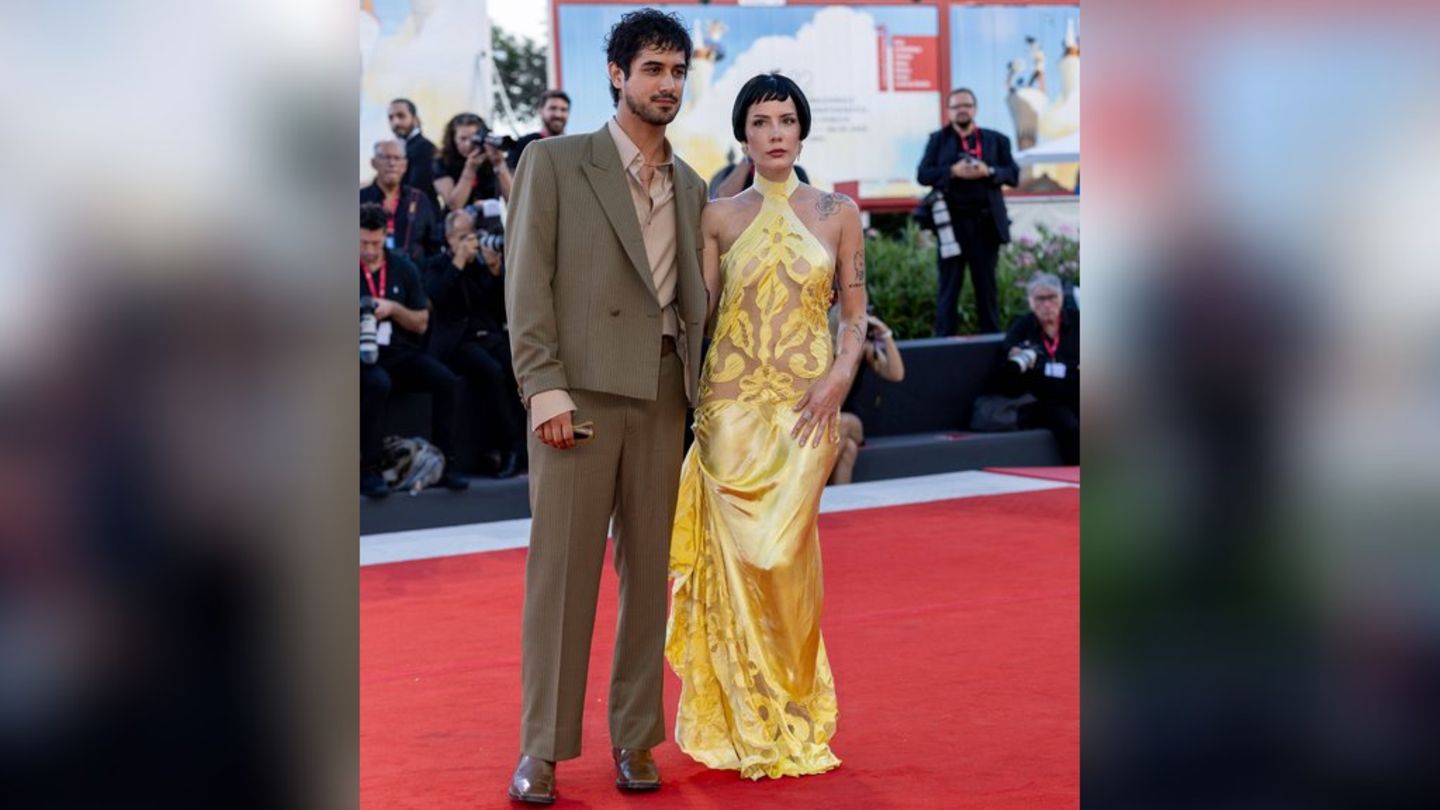 Halsey and Avan Jogia: You celebrate rare appearance in Venice