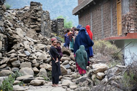 Die Erdbebenkatastrophe in Afghanistan hat große Zerstörungen angerichtet. Foto: Wahidullah Kakar/AP/dpa