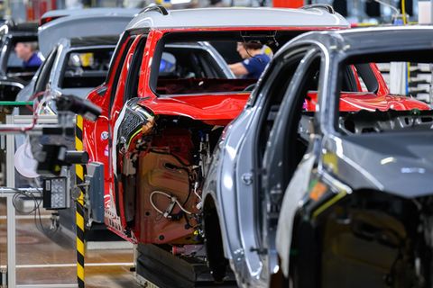 Die ostdeutsche Autoindustrie steht vor einem grundlegenden Wandel. (Archivbild) Foto: Hendrik Schmidt/dpa