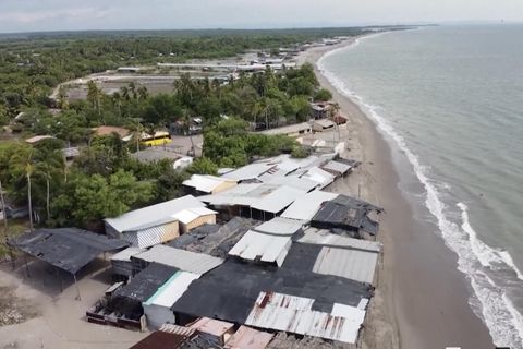 Eine Dorfküste in Honduras
