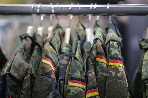 Drei Viertel aller extremistischen Verdachtsfälle bei der Bundeswehr kommen aus dem Bereich Rechtsextremismus. (Archivbild) Foto