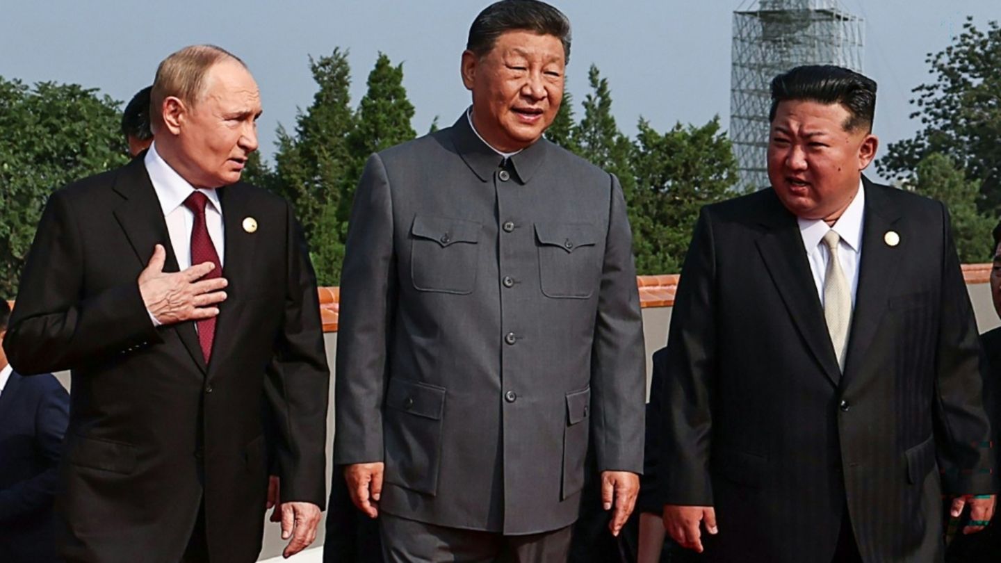 St-rke-demonstrieren-bei-Milit-rparade-Xi-empf-ngt-Putin-und-Kim-Trump-w-tend