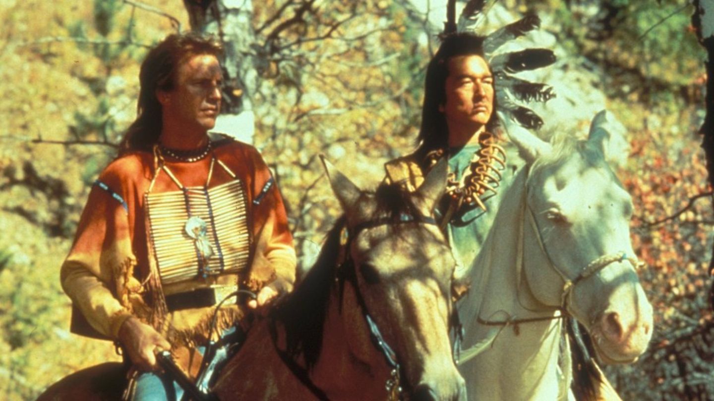 Farewell to “Those with the Wolf” star: Kevin Costner says goodbye to Graham Greene
