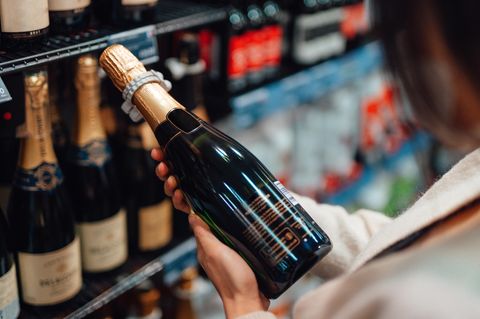 Der gepanschte Champagner wurde hunderttausendfach verkauft (Symbolbild)