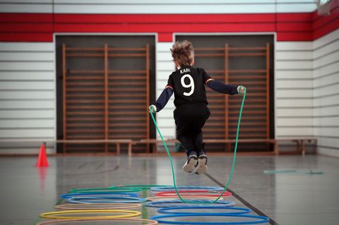 Viele Kinder bewegen sich zu wenig (Archivbild). Foto: Soeren Stache/dpa