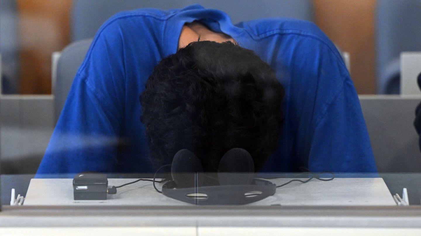Attack at the city festival: maximum penalty for Solingen assassins required