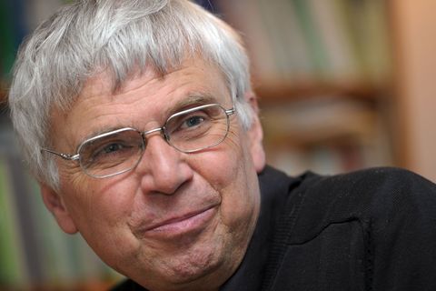 Der frühere Landesbischof Johannes Friedrich ist tot. (Archivbild) Foto: picture alliance / dpa
