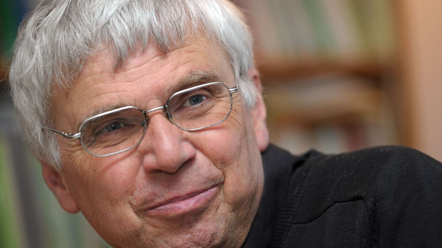 Der frühere Landesbischof Johannes Friedrich ist tot. (Archivbild) Foto: picture alliance / dpa