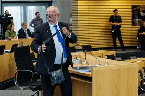 Jürgen Treutler bei kosntituierender Landtagssitzung