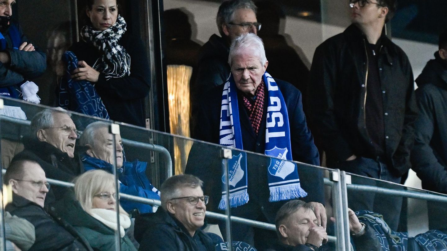 Dietmar Hopp verfolgt nach wie vor seine TSG 1899 Hoffenheim. Foto: Uwe Anspach/dpa