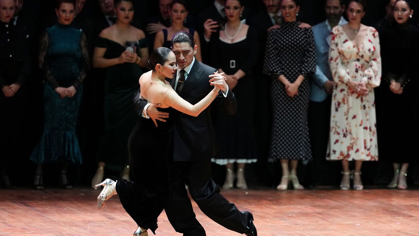 Tango ist ein wichtiger Bestandteil der argentinischen Kultur. Foto: Natacha Pisarenko/AP/dpa