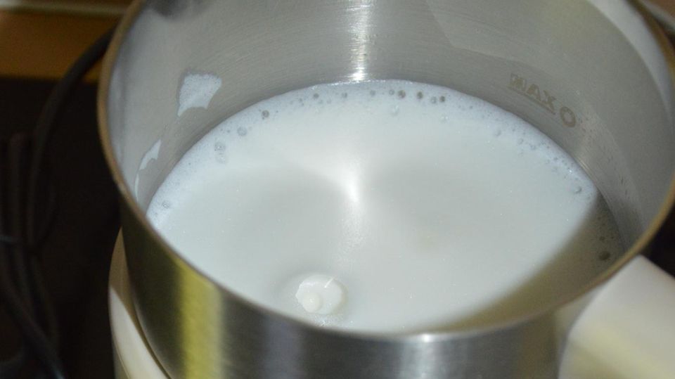 Milchschaum vom Severin Milchaufschäumer Detailansicht Milchschaum Severin