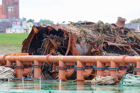 U-Boot U16 bei Bergung zerbrochen