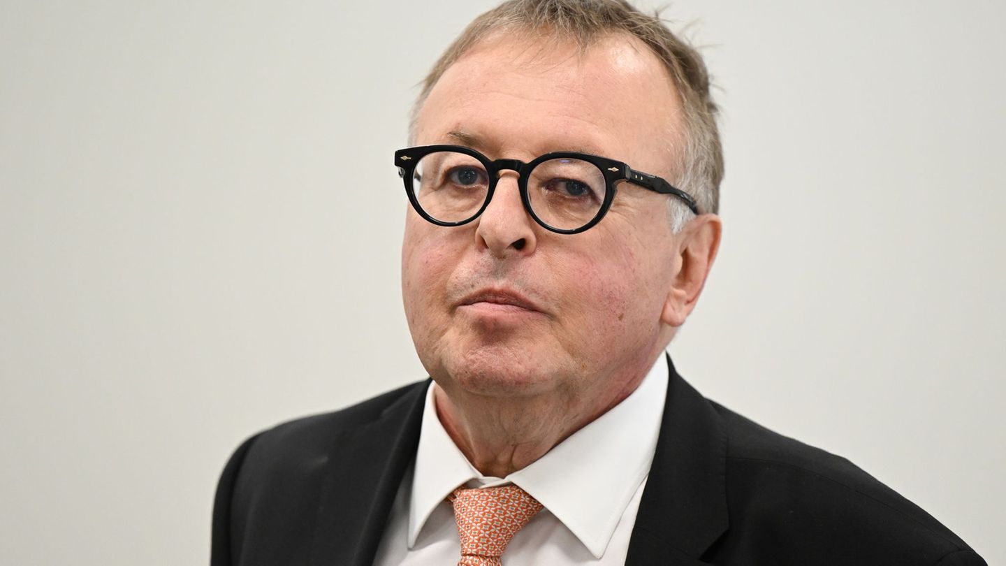 Die strafrechtlichen Ermittlungen gegen den damaligen Ahr-Landrat Jürgen Pföhler (CDU) wurden eingestellt. (Archivbild) Foto: Ar