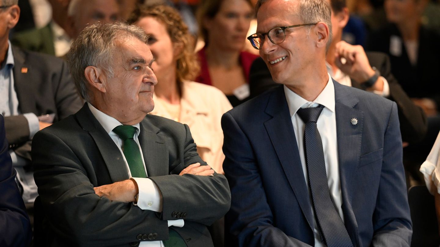 Trotz mehrmals erhöhter Einstellungszahlen komme zu wenig Nachwuchs in den Polizeibehörden vor Ort an, sagte der neue GdP-Landes