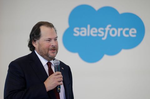 Die Vision von Salesforce-Chef Marc Benioff ist, den Kundendienst mit Hilfe von KI umzukrempeln. (Archivbild) Foto: Darron Cummi