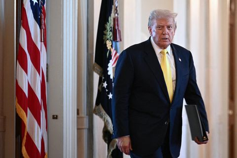 Donald Trump trifft im Weißen Haus ein