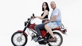 Simson Mopet mit Tochter und Vater