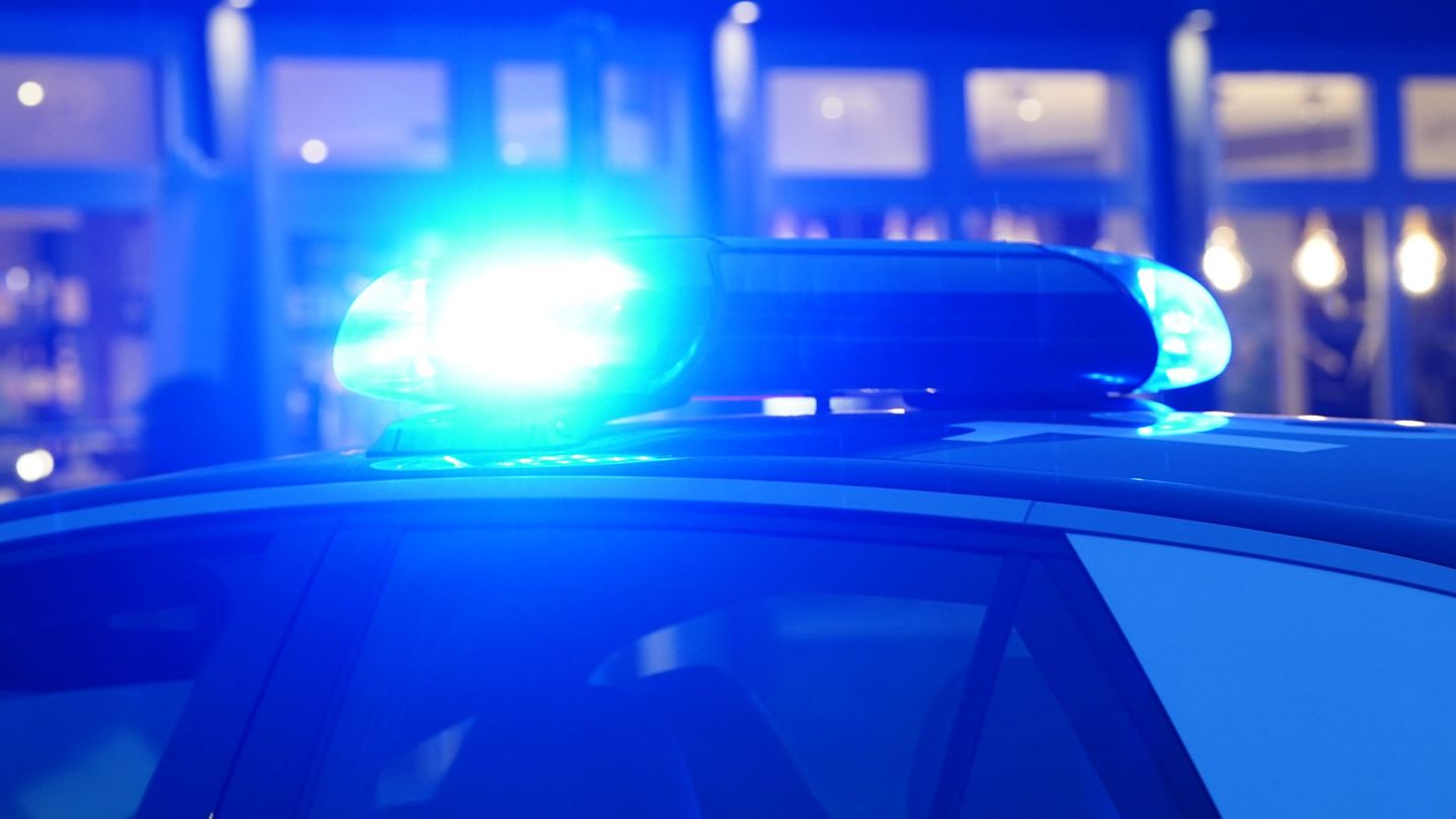 Bei dem Messerangriff in einer Hamburger Klinik werden drei Menschen verletzt. (Symbolbild) Foto: Marcus Brandt/dpa