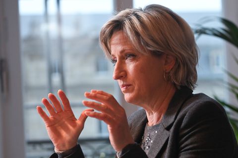 Wirtschaftsministerin Nicole Hoffmeister-Kraut sorgt sich um Autoindustrie. (Archivbild) Foto: Bernd Weißbrod/dpa