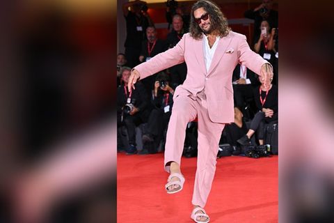 Jason Momoa in Birkenstocks bei den Filmfestspielen von Venedig.