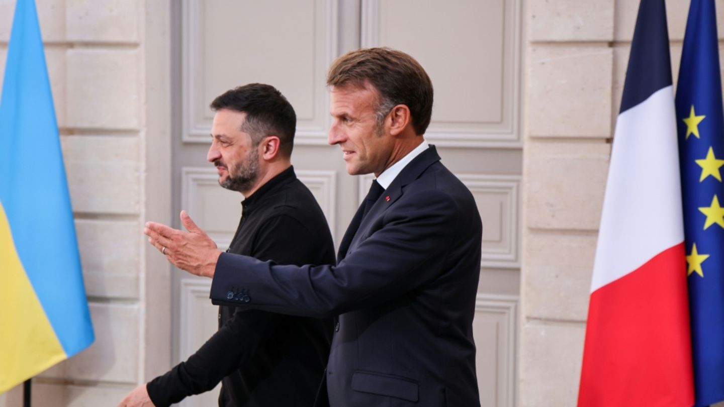 Emmanuel Macron und Wolodymyr Selenskyj in Paris