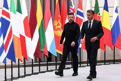 Selenskyj (l.) und Macron