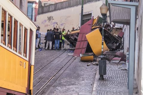 Bei der Entgleisung der historischen "Elevador da Gloria" sind 16 Menschen ums Leben gekommen