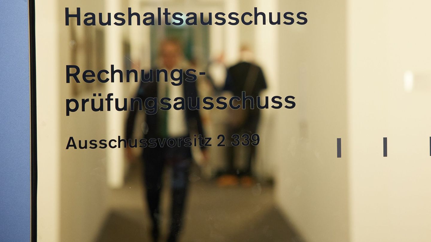 Der Bundesetat für 2025 steht: Der Haushaltsausschuss des Bundestags hat seine Bereinigungssitzung abgeschlossen. Mitte Septembe