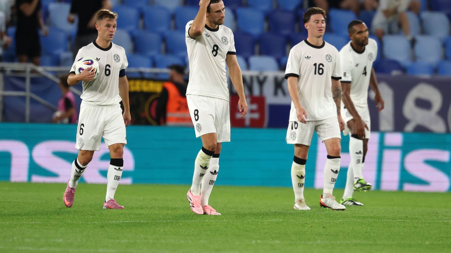 Den Auftakt in der WM-Qualifikation hatten sich Joshua Kimmich und Co. anders vorgestellt. Foto: Christian Charisius/dpa