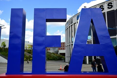 IFA-Logo am Eingang der Messe