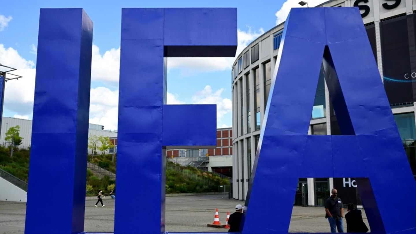 IFA-Logo am Eingang der Messe