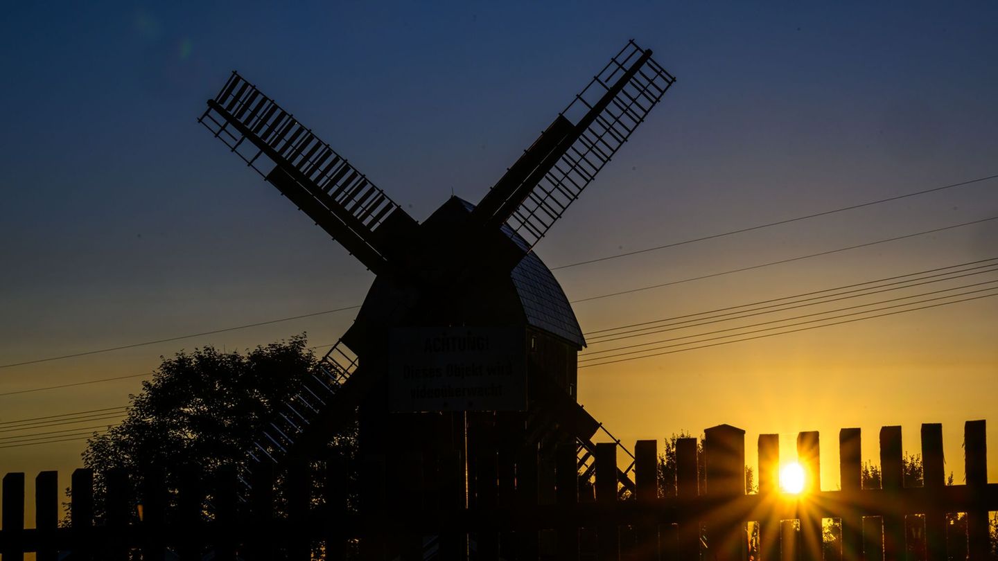 Am Sonntag sollen die Temperaturen auf 26 Grad steigen. Foto: Hendrik Schmidt/dpa