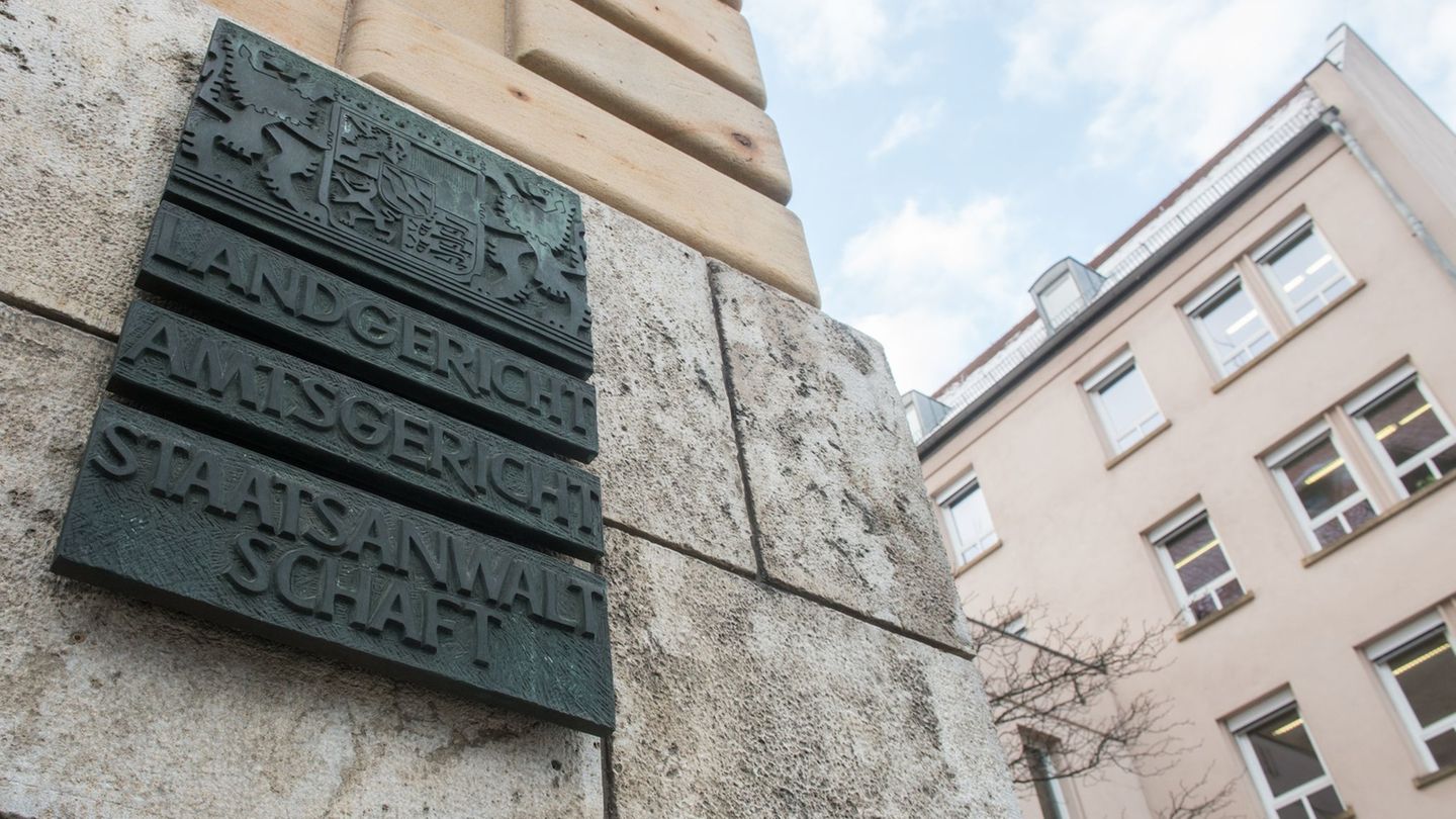 Ein von der Staatsanwaltschaft Regensburg ausgestellter Haftbefehl führte zur Festnahme eines mutmaßlichen Betrügers in Kroatien