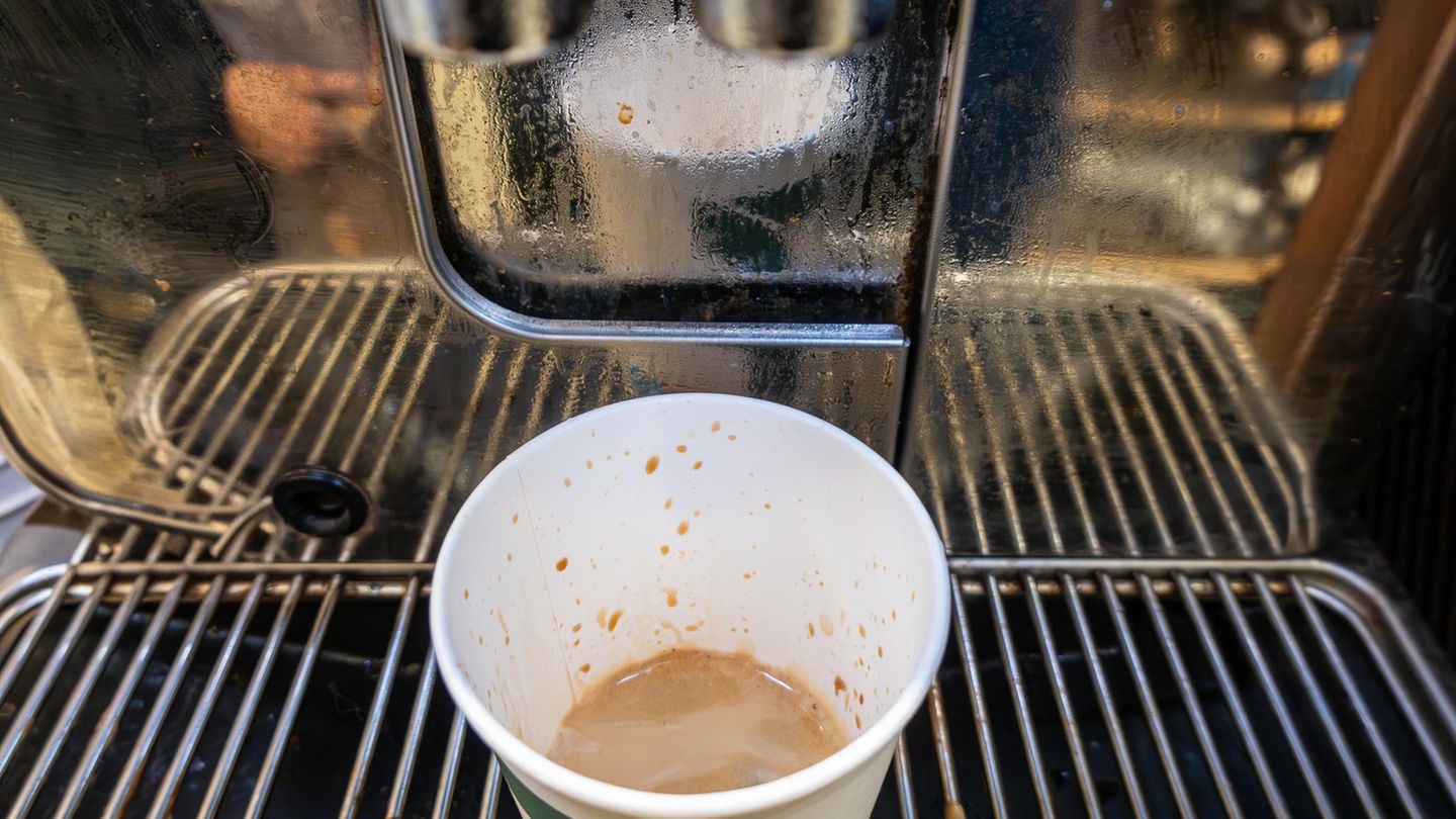 Ein dreckiger Kaffeevollautomat