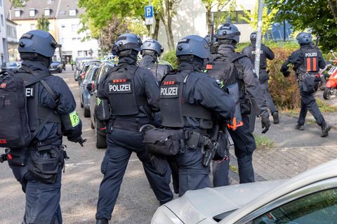 Die Polizei zog starke Kräfte an dem Berufskolleg in Essen zusammen
