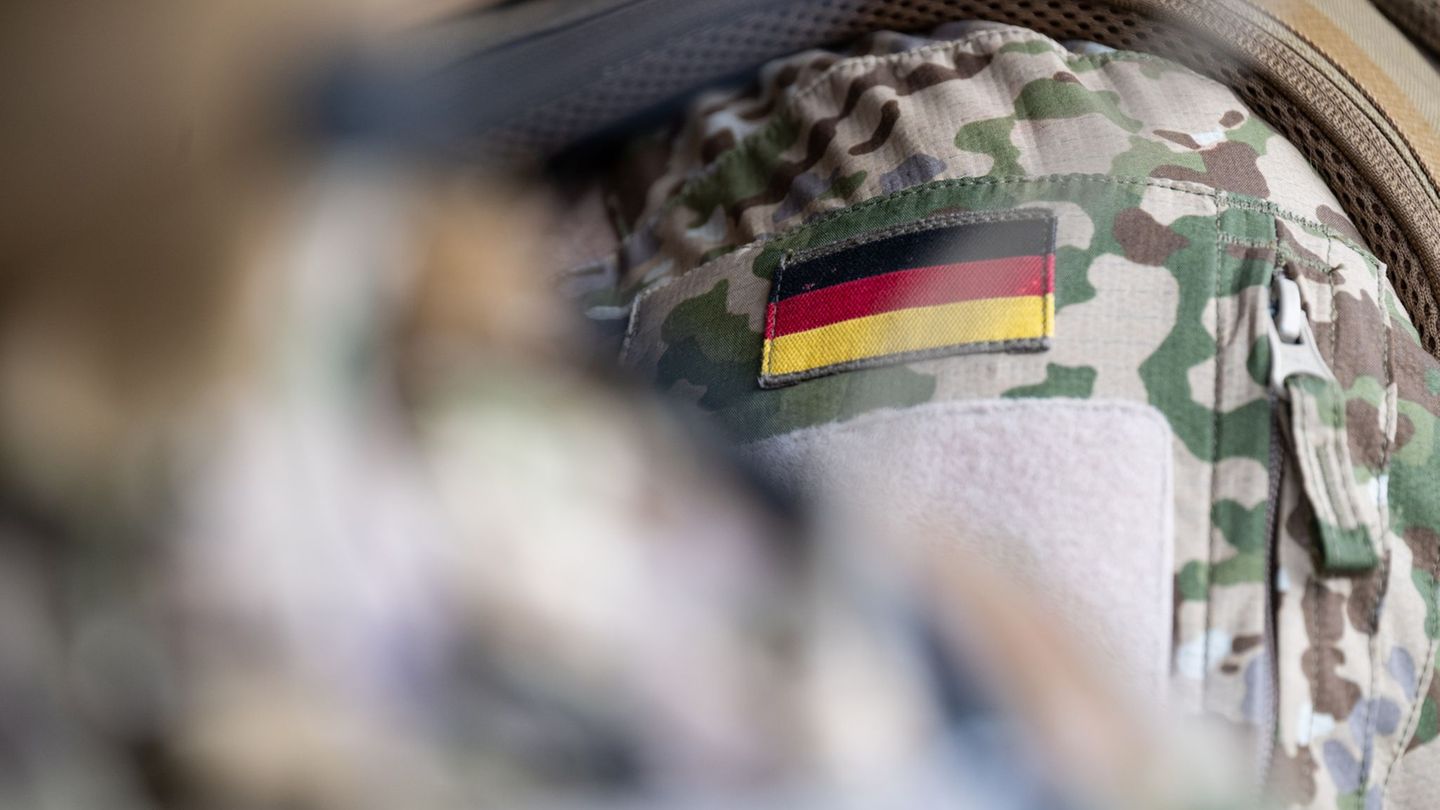 Die Vergewaltigungen sollen sich in Deutschland und der Schweiz ereignet haben. (Symbolbild) Foto: Marijan Murat/dpa
