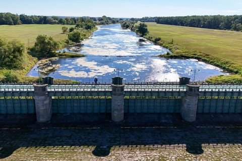 Das Pretziener Wehr wurde in seiner 150-jährigen Geschichte insgesamt 64 Mal geöffnet. Foto: Peter Gercke/dpa