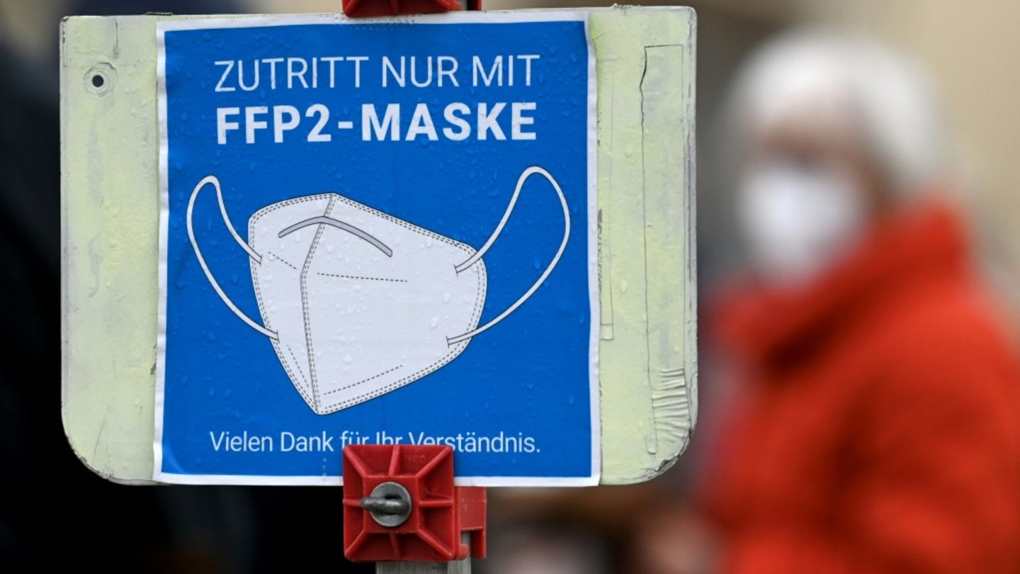 Hinweis auf Maskenpflicht