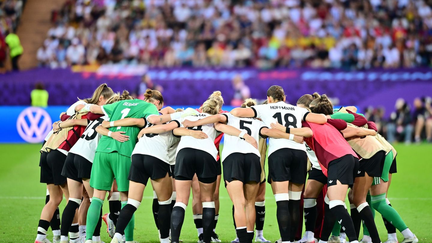 Die deutschen Fußballerinnen bestreiten ihr letztes Heimspiel in diesem Jahr in Kaiserslautern. Foto: Sebastian Christoph Gollno