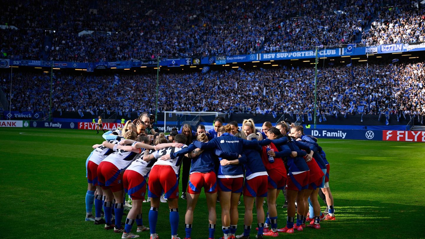 Im DFB-Pokal spielte der HSV schon im Volksparkstadion. (Archivbild) Foto: Gregor Fischer/dpa