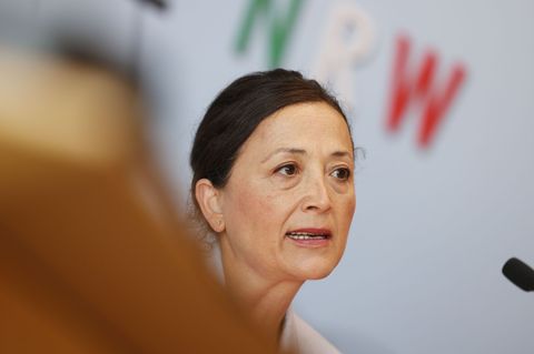 Die Schulen benötigten Unterstützung in der Präventionsarbeit, sagt GEW-Landeschefin Ayla Çelik. Foto: Oliver Berg/dpa