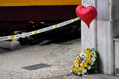 Bei dem schwersten Unglück dieser Art mit Standseilbahnen in Lissabon sind 16 Menschen ums Leben gekommen und 21 zum Teil schwer